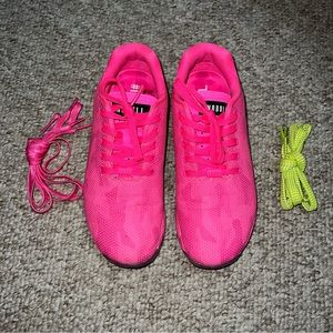NoBull Womens Neon Pink Camo trainers. Sz 8.5 *Priced Firm*